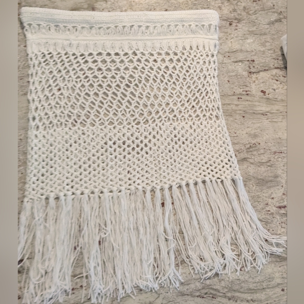 Open Knit Sweater Skirt Fringe Swim Cover Up White Crochet XL EUC Summer Venus